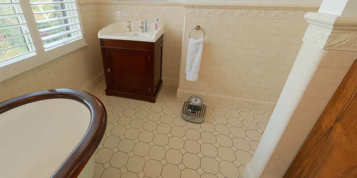 Photo of Octagon Dot 150 design