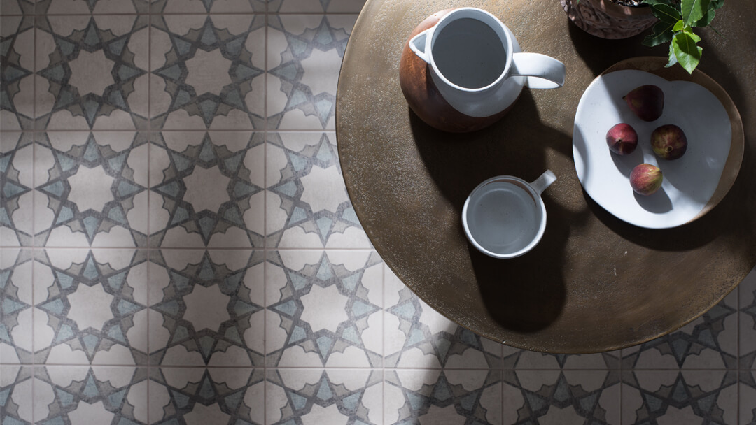 Mezzo Soprano tiles with coffee table
